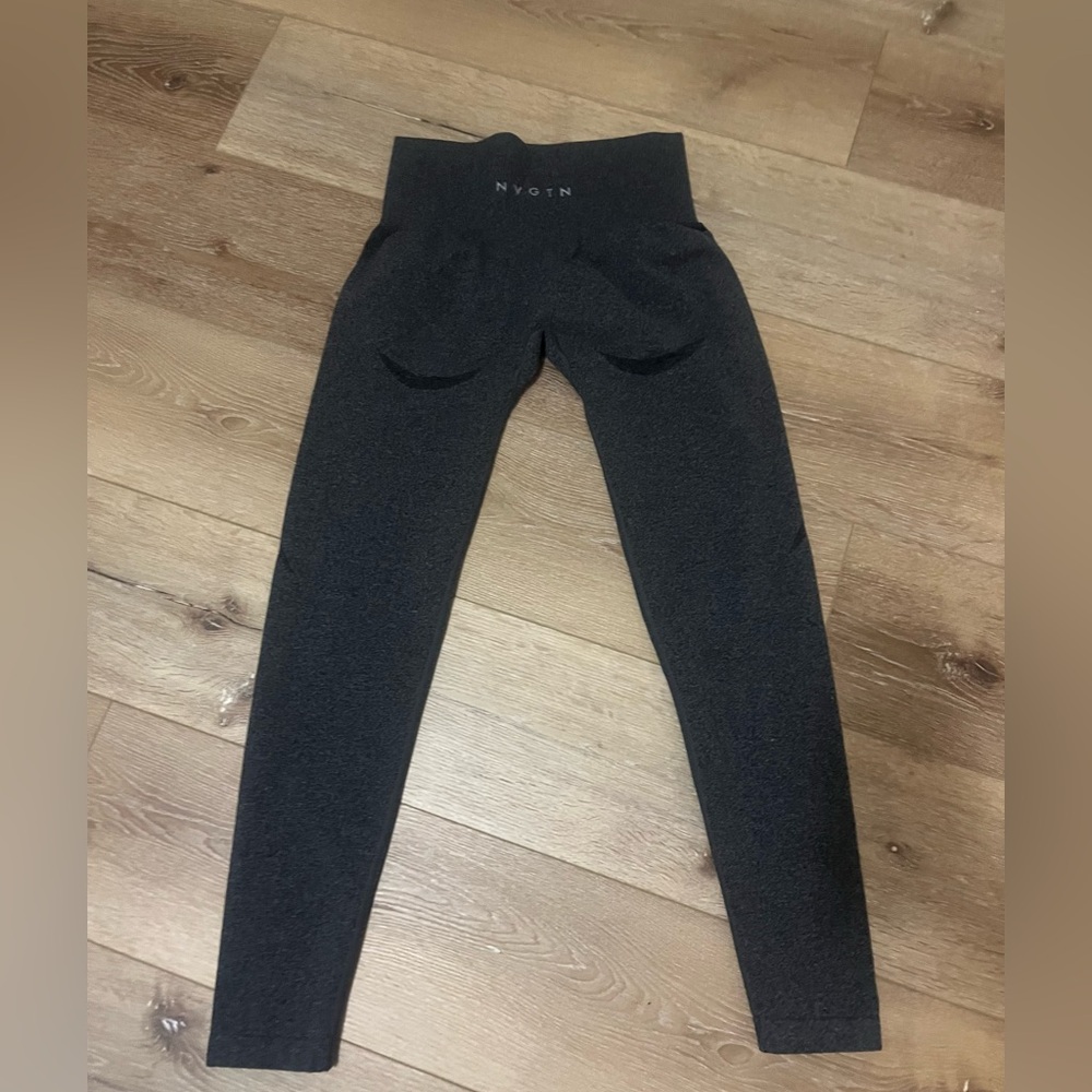 NVGTN leggings women’s size medium